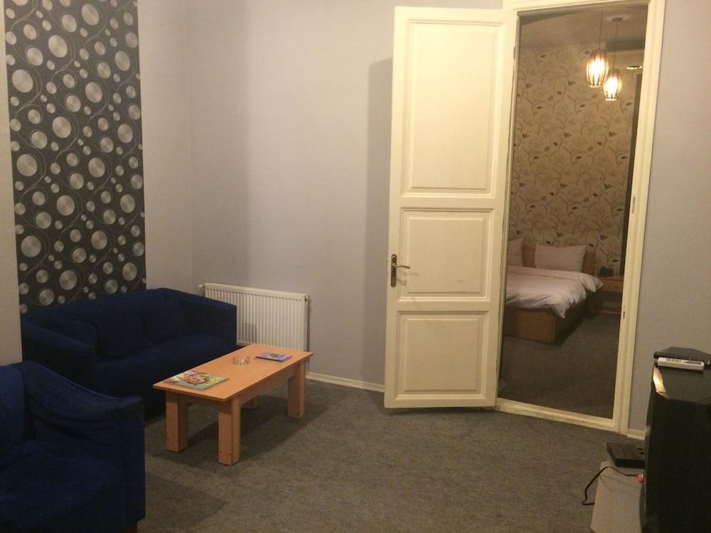 Balion Hotel Baku Eksteriør billede